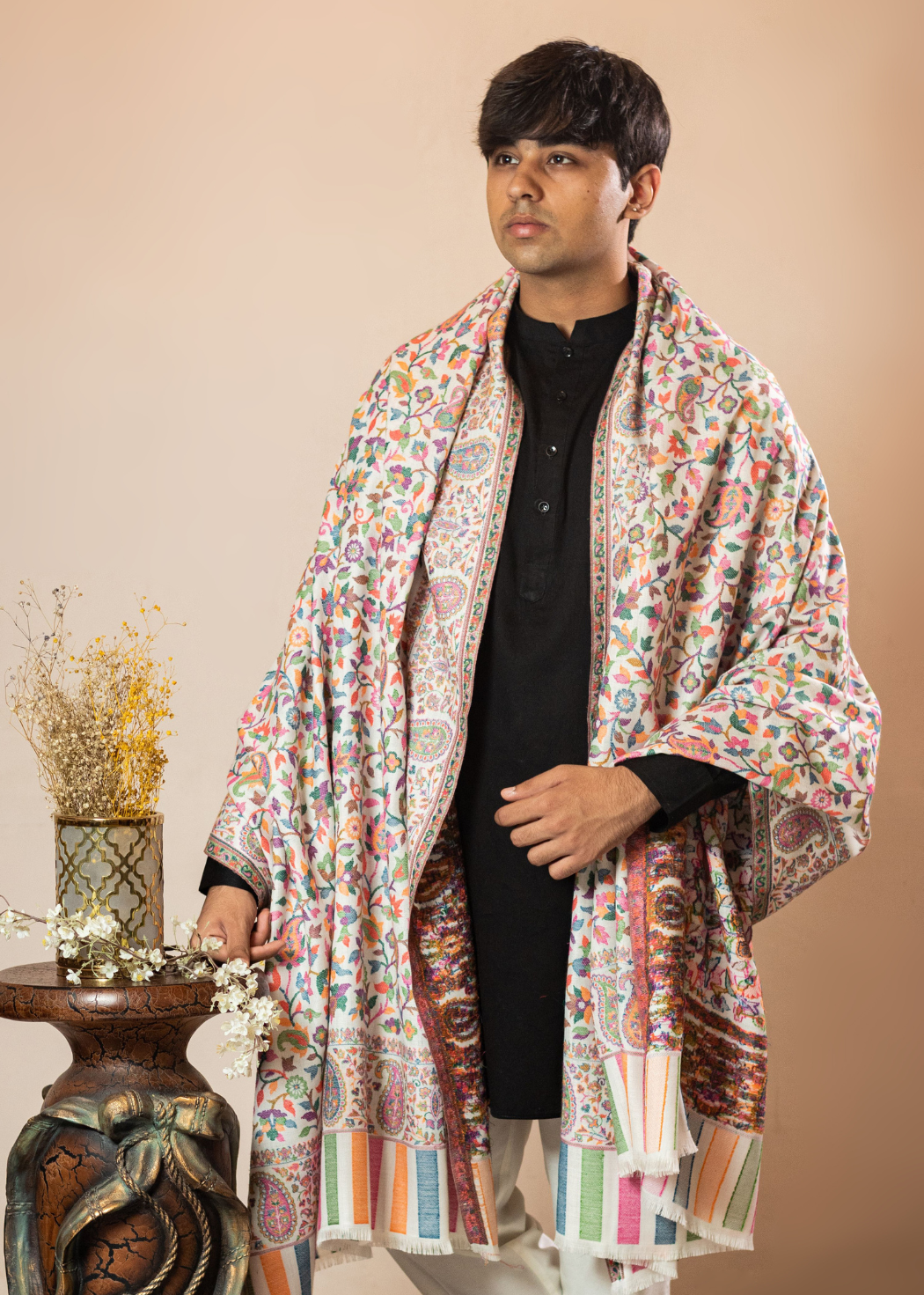 Masudh men's woollen kani shawl, white multicolour